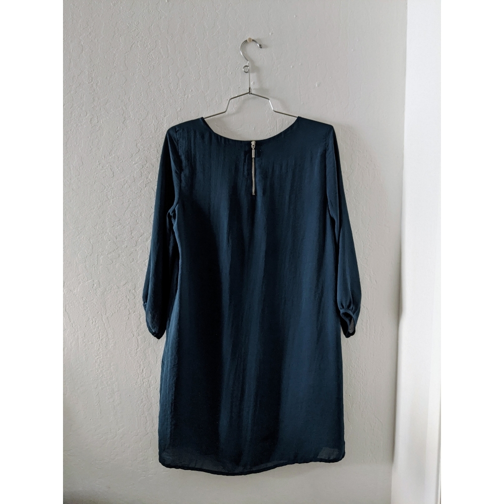 Dress - Picture 3 of 5